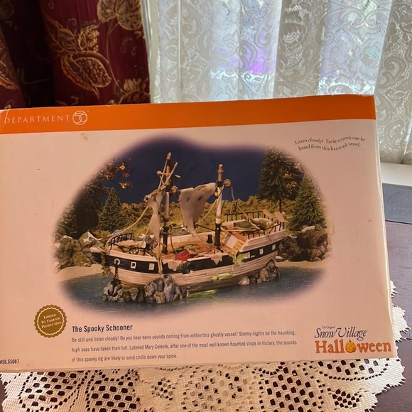 Department 56 The Spooky Schooner Halloween Snow Village - Picture 3 of 11